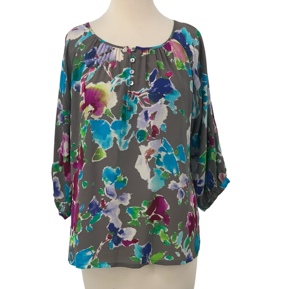 Tommy Bahama‎ Women's Silk Blouse Gray WatercolorFloral Split 3/4 Sleeve Size M